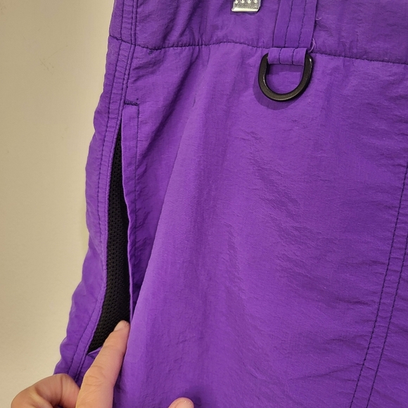 Raised by Wolves men's shorts small - Picture 7 of 7